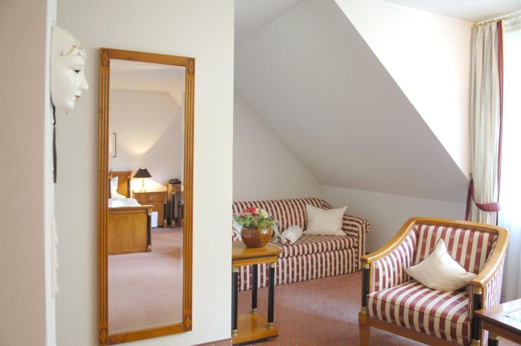 Hotel Gasthof Der Krug Stegaurach Cameră foto